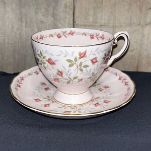 Vintage TUSCAN Fine English Bone China “CHARMAINE” Teacup Saucer Set EXCELLENT